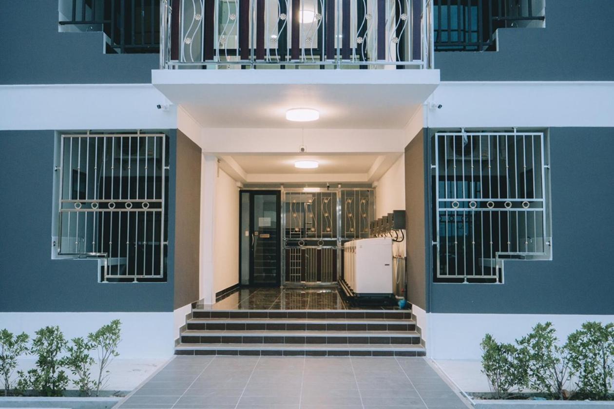 Pattanagorn Mansion พัฒนากร แมนชั่น Appartement Rayong Buitenkant foto