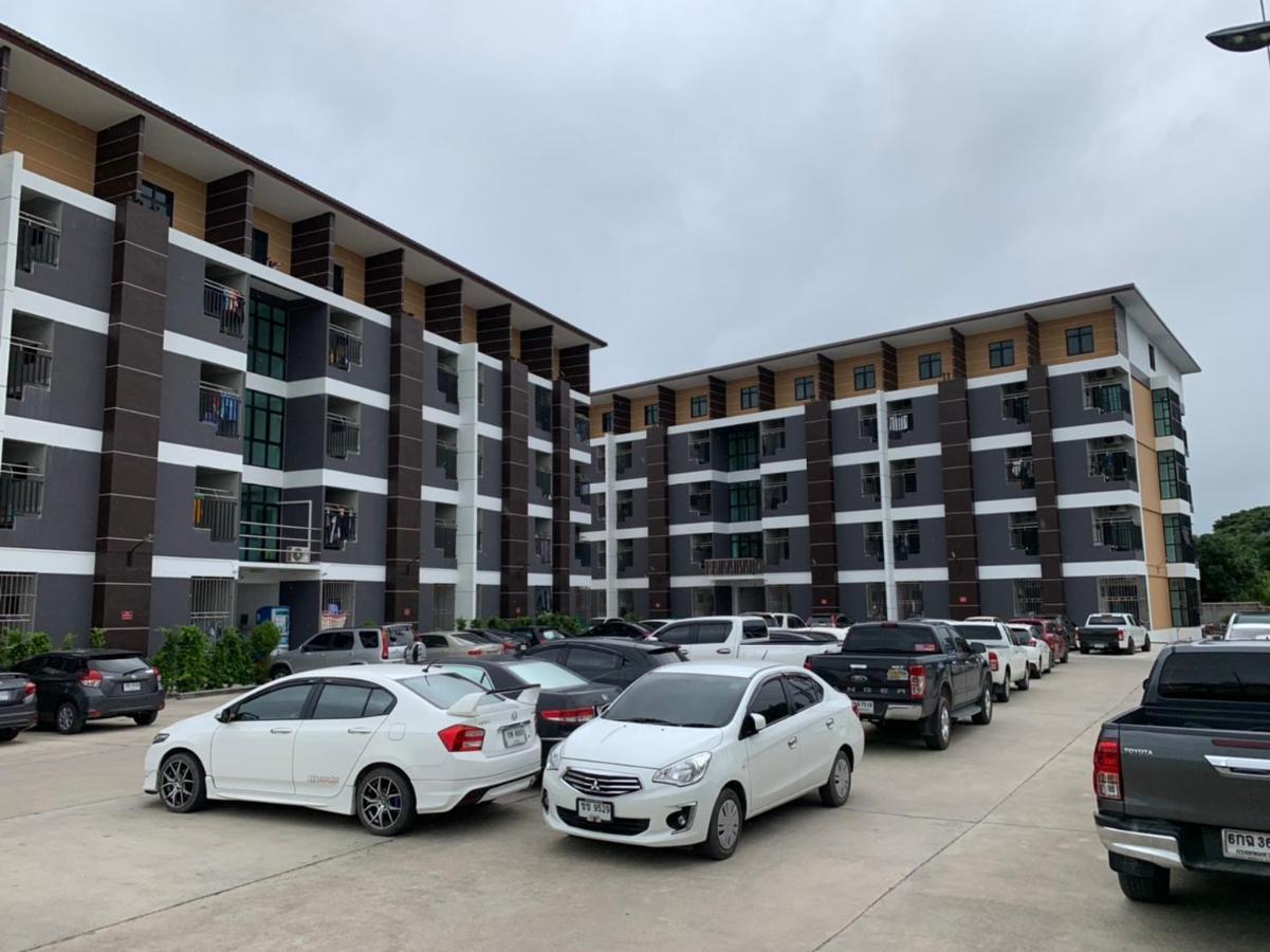 Pattanagorn Mansion พัฒนากร แมนชั่น Appartement Rayong Buitenkant foto
